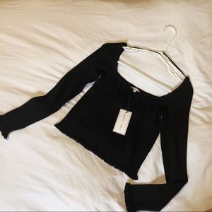 Black ribbed crop top